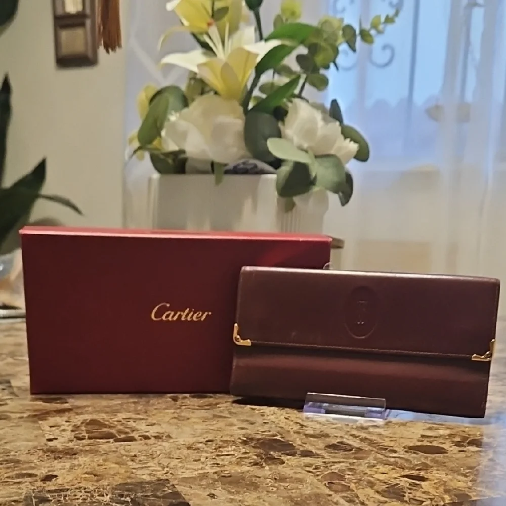 Vintage Cartier Signature Trifold Kisslock Checkbook Holder Wallet - Picture 1 of 12